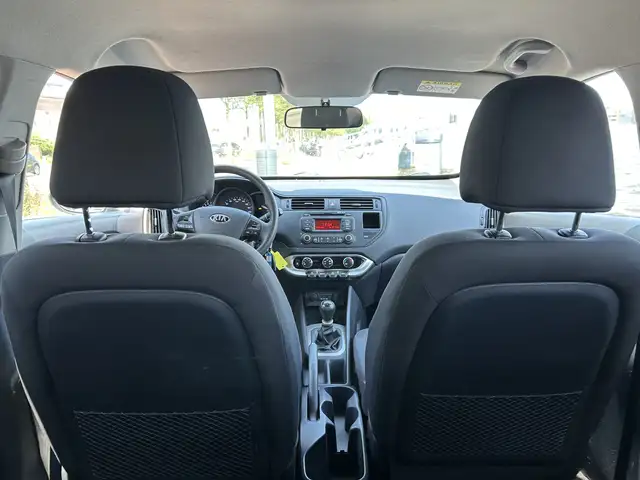 Kia Rio view 21