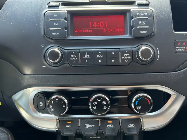 Kia Rio view 9