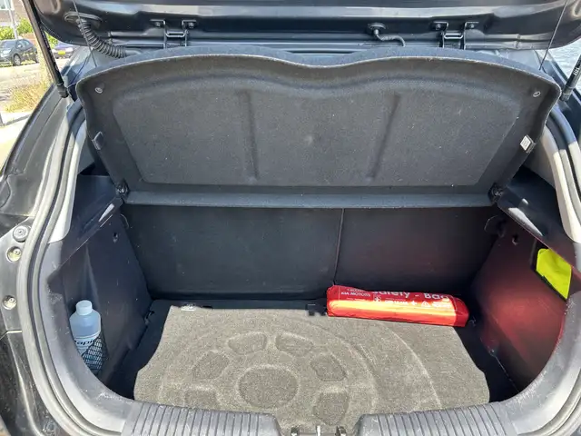 Kia Rio view 20