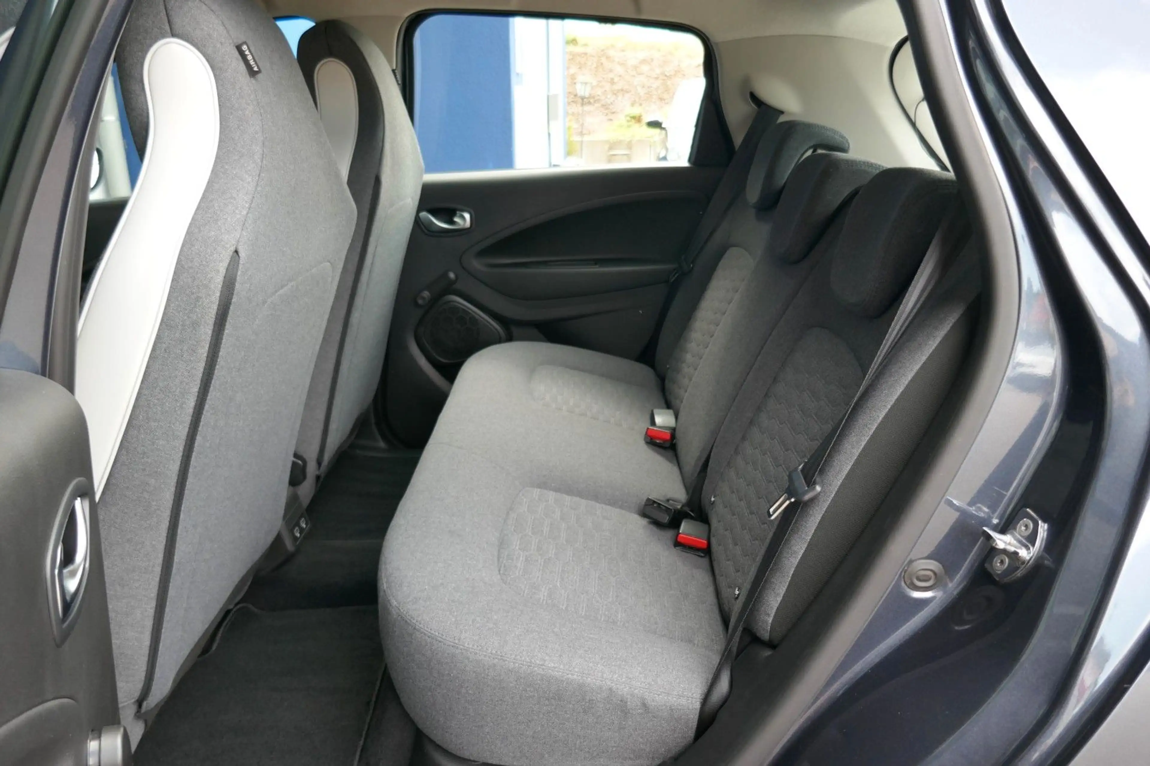 Renault ZOE EV50 (KAUFBATTERIE) 110hp Evolution CCS — photo 12