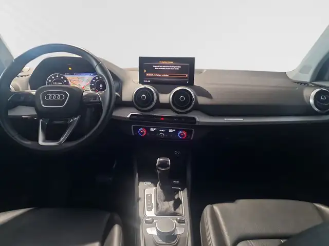 Audi Q2 view 7