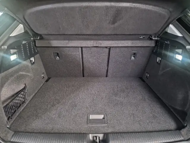 Audi Q2 view 10