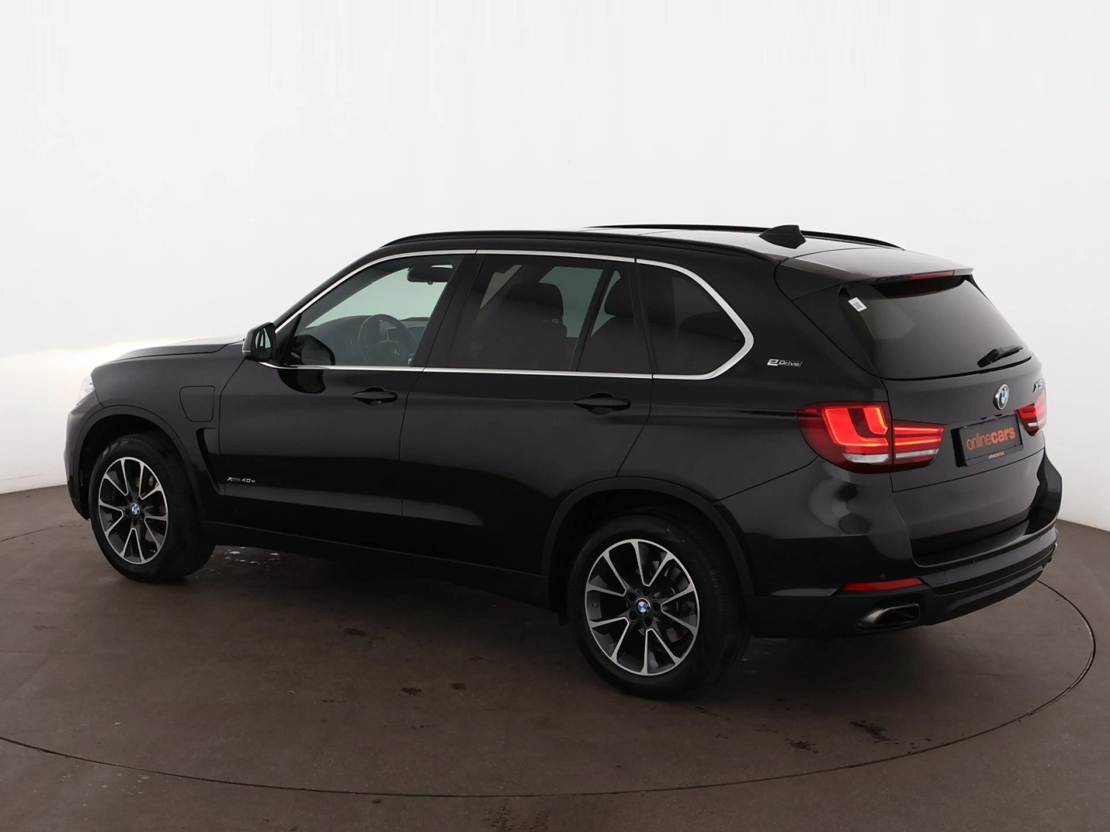 BMW X5 xDrive40e Aut LED SKY LEDER NAVI SITZHZG TEMP — photo 7