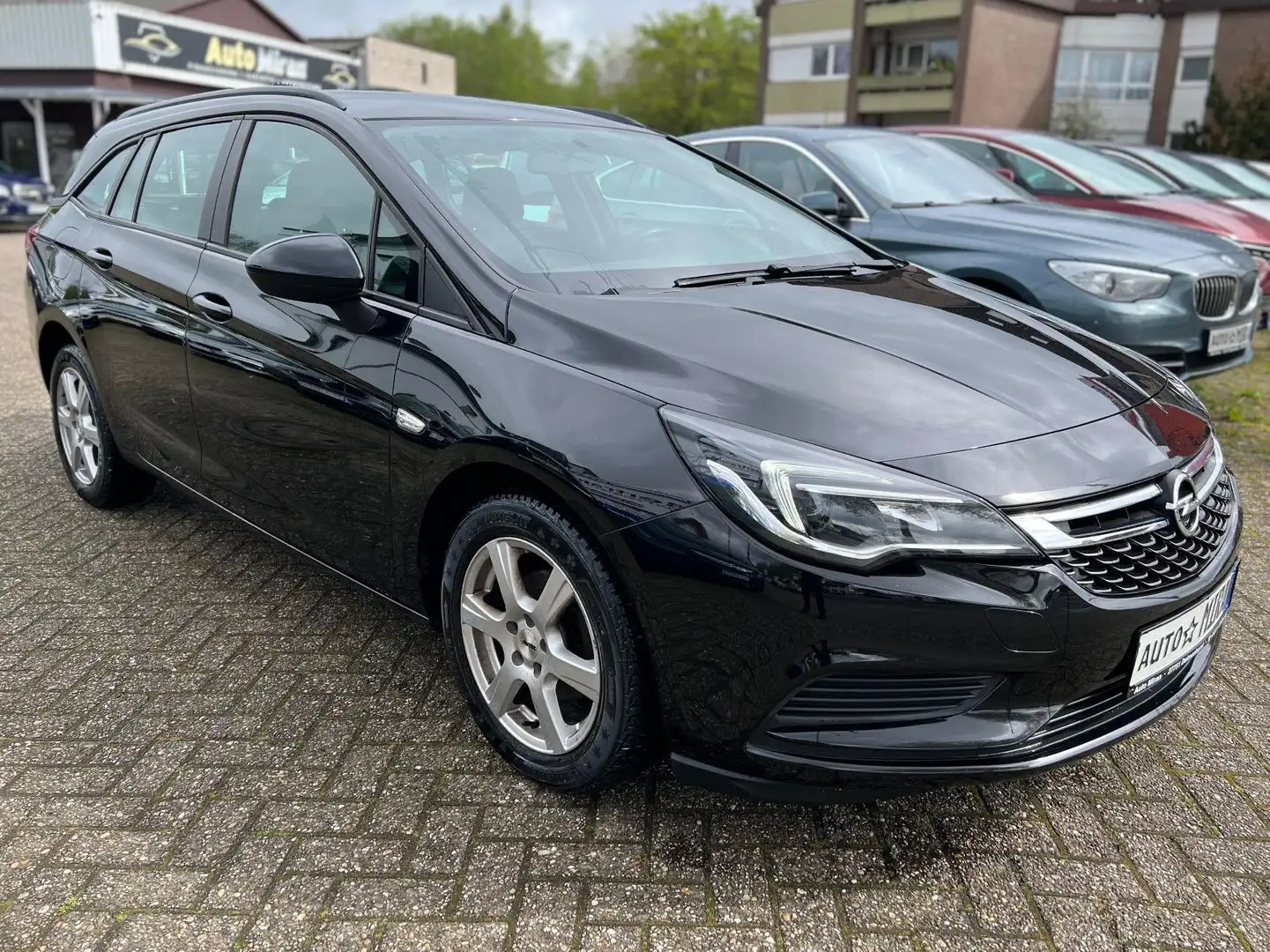 Opel Astra K Sports Tourer Business Start/Stop Black - 1