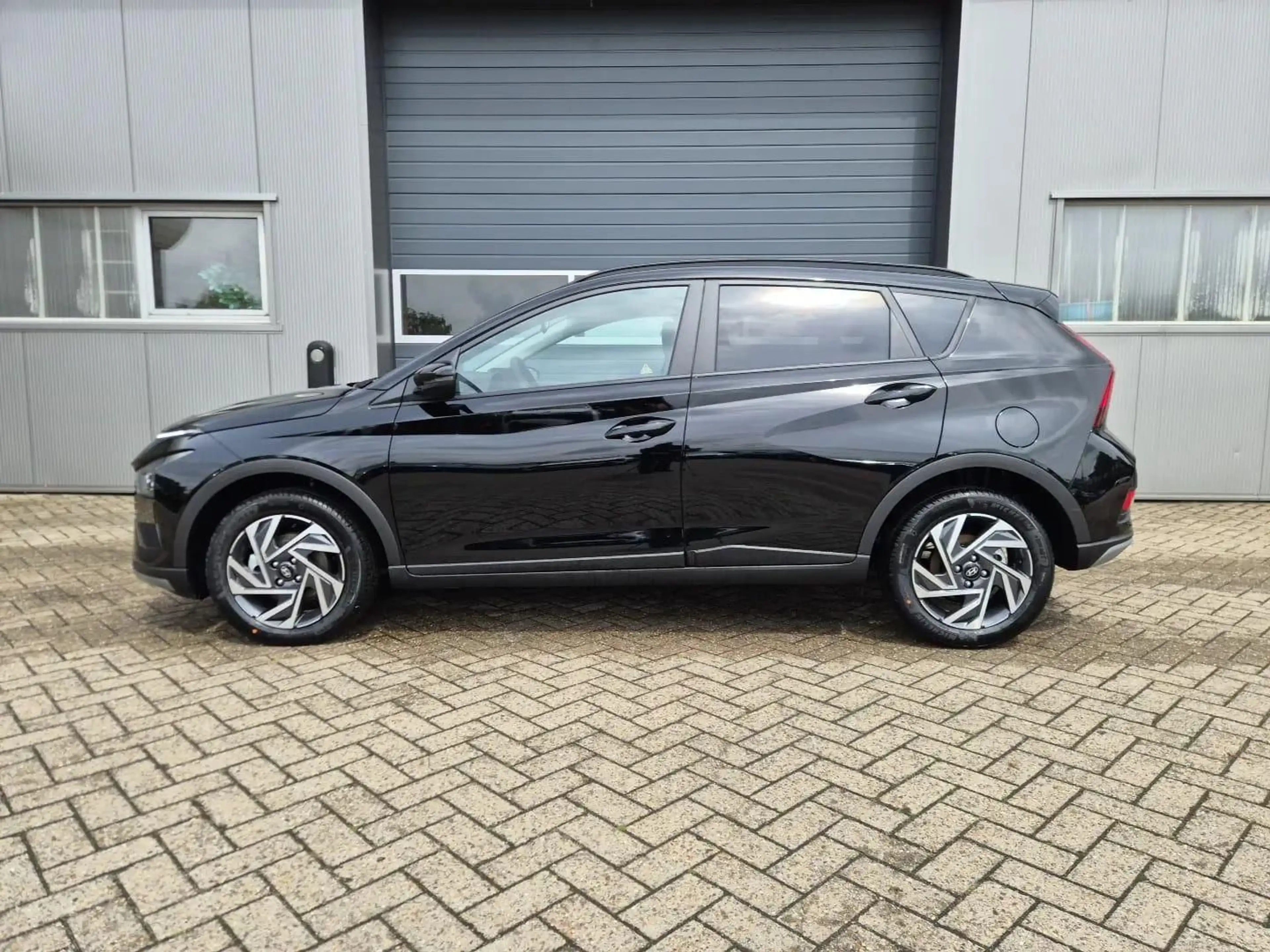 Hyundai BAYON Trend 1.0 T-GDI 90PS Automatik Klimaaut... — photo 2