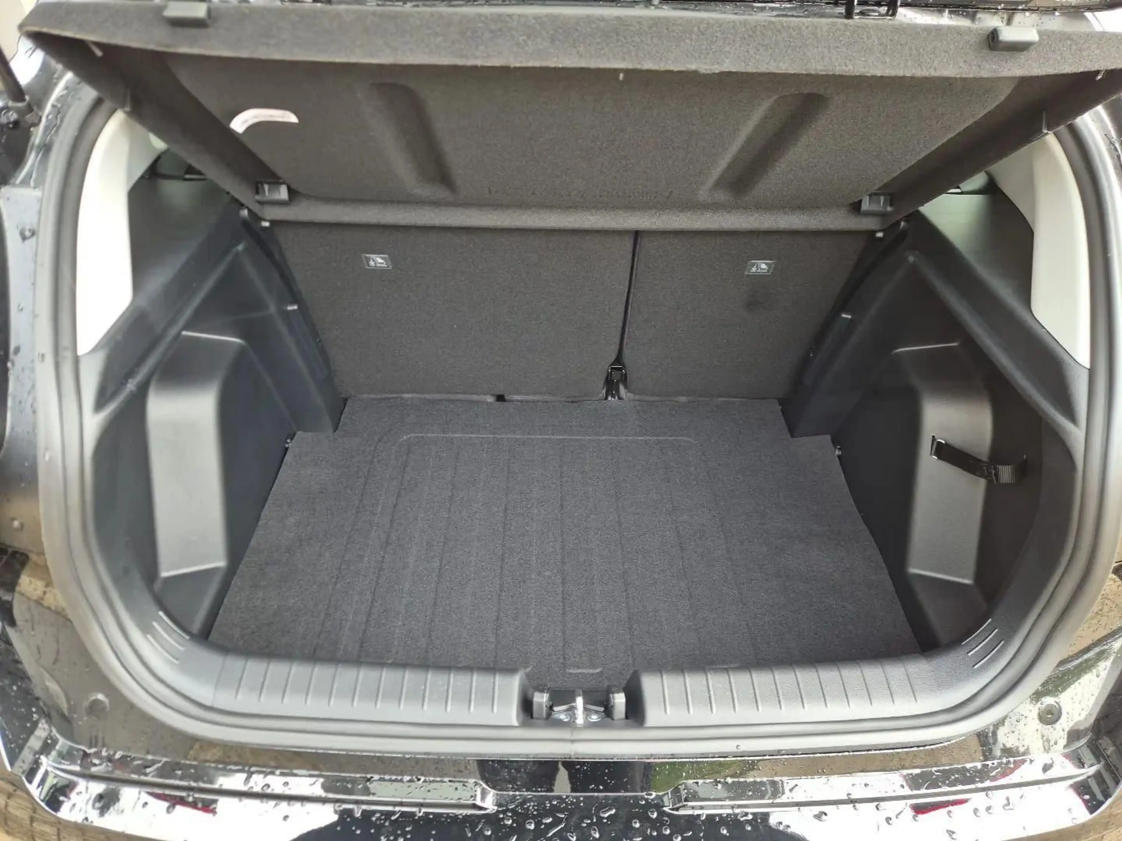 Hyundai BAYON Trend 1.0 T-GDI 90PS Automatik Klimaaut... — photo 9