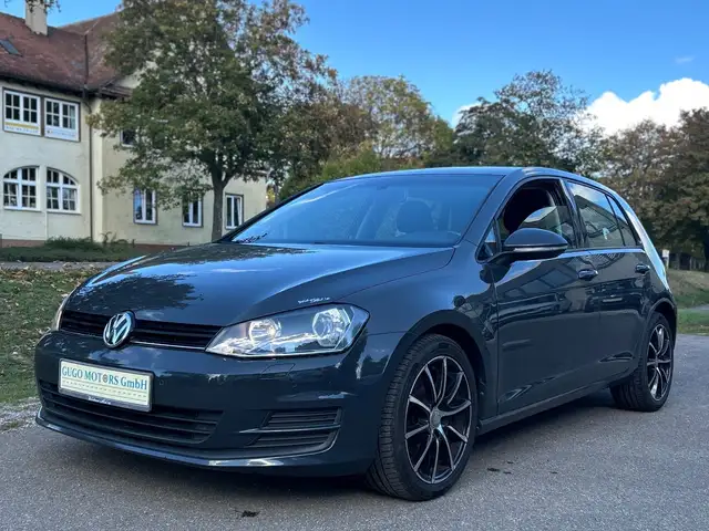 Volkswagen Golf VII Lim. 2.0 TDI / Serviceheft / NAVI