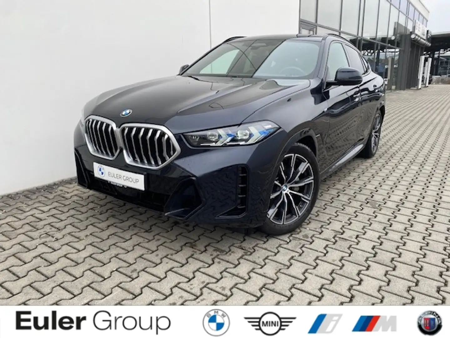 BMW X6 xDrive30d M Sport AHK PanoSky StandHz Massage H/K Schwarz - 1