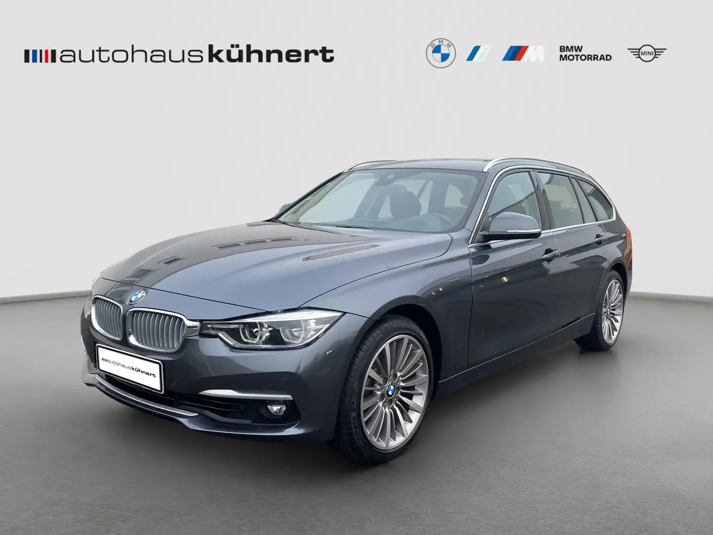 BMW 330 i xDrive Touring LuxuryLine+Innovationspak. 1.Hd. Grijs - 1