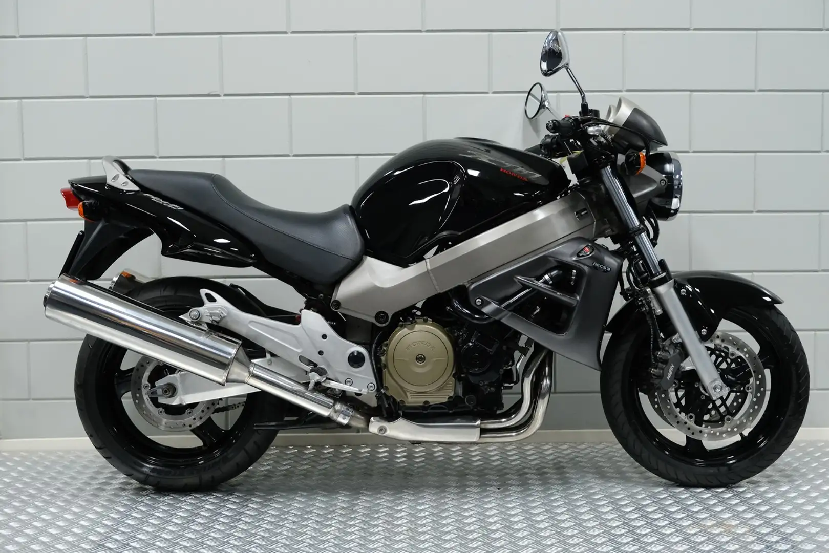 Honda CB 1100 SF X-Eleven Чорний - 1