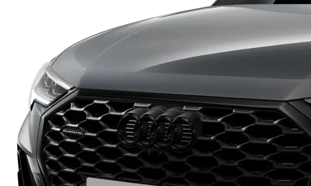 Audi Q3 view 15