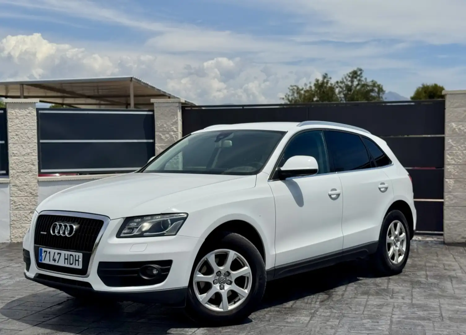 Audi Q5 2.0TDI quattro S-T 170 DPF Blanc - 1