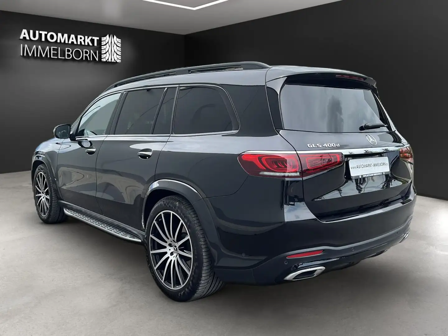 Mercedes-Benz GLS 400 d AMG 22*Pano*Burmester*7Sitz*360°*STHZG Černá - 2