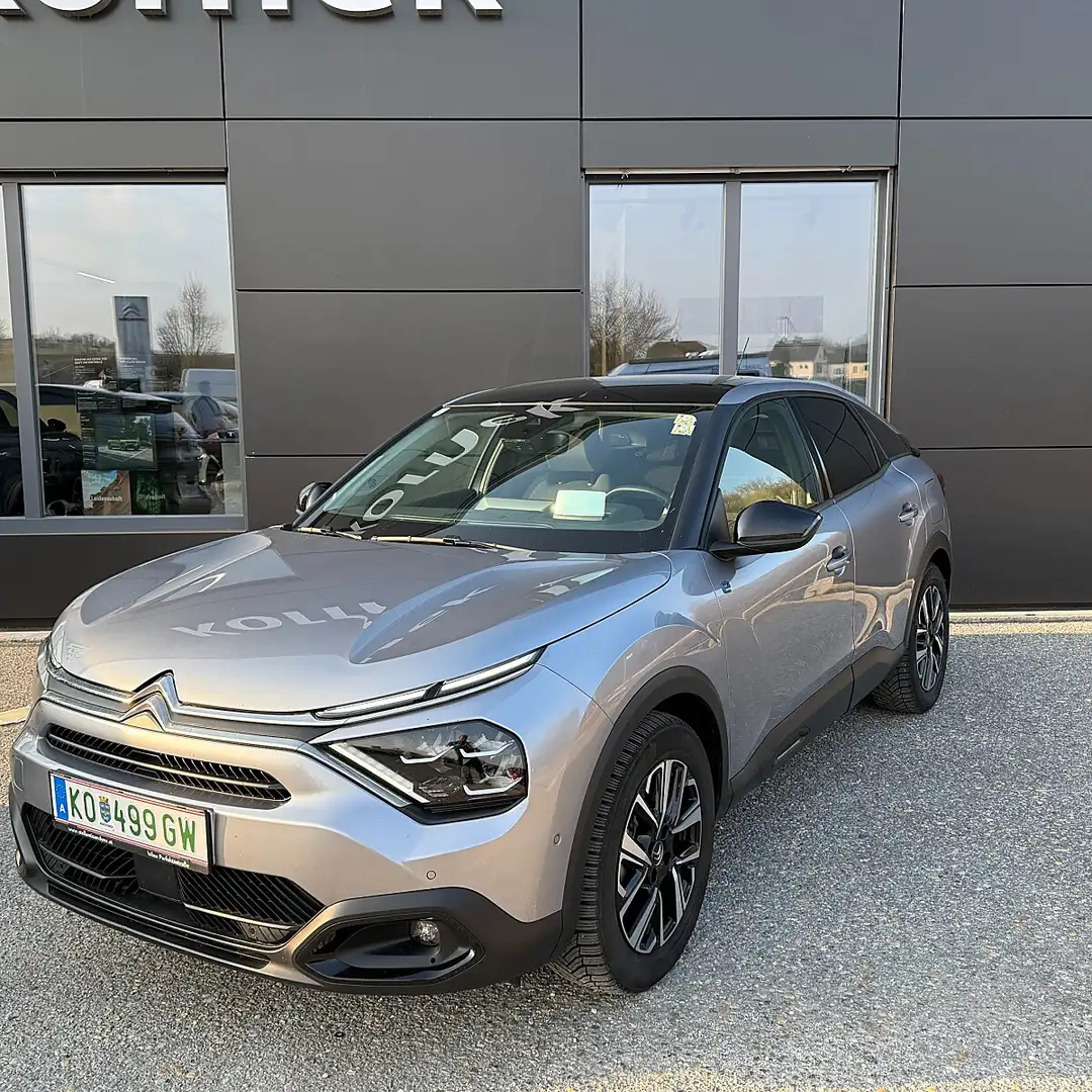 Citroen C4 e-C4 136 50kWh Shine Silber - 1