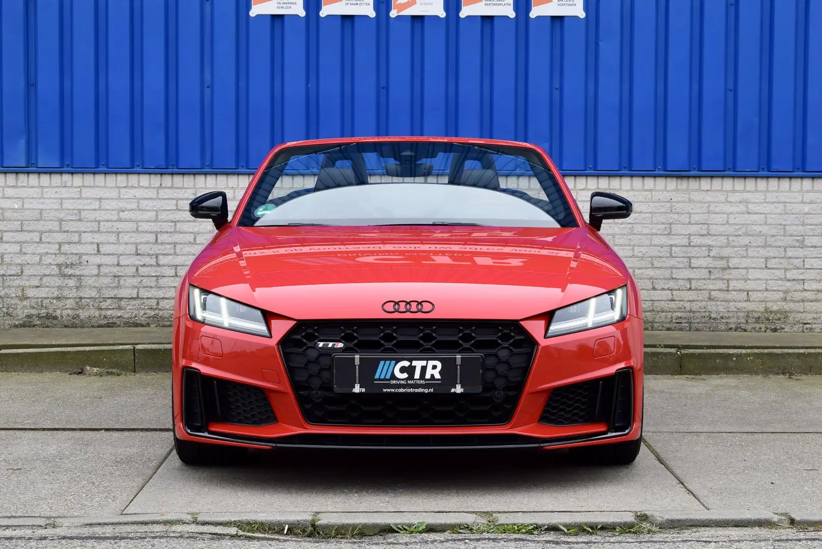 Audi TTS Roadster Quattro Competition Rot - 2