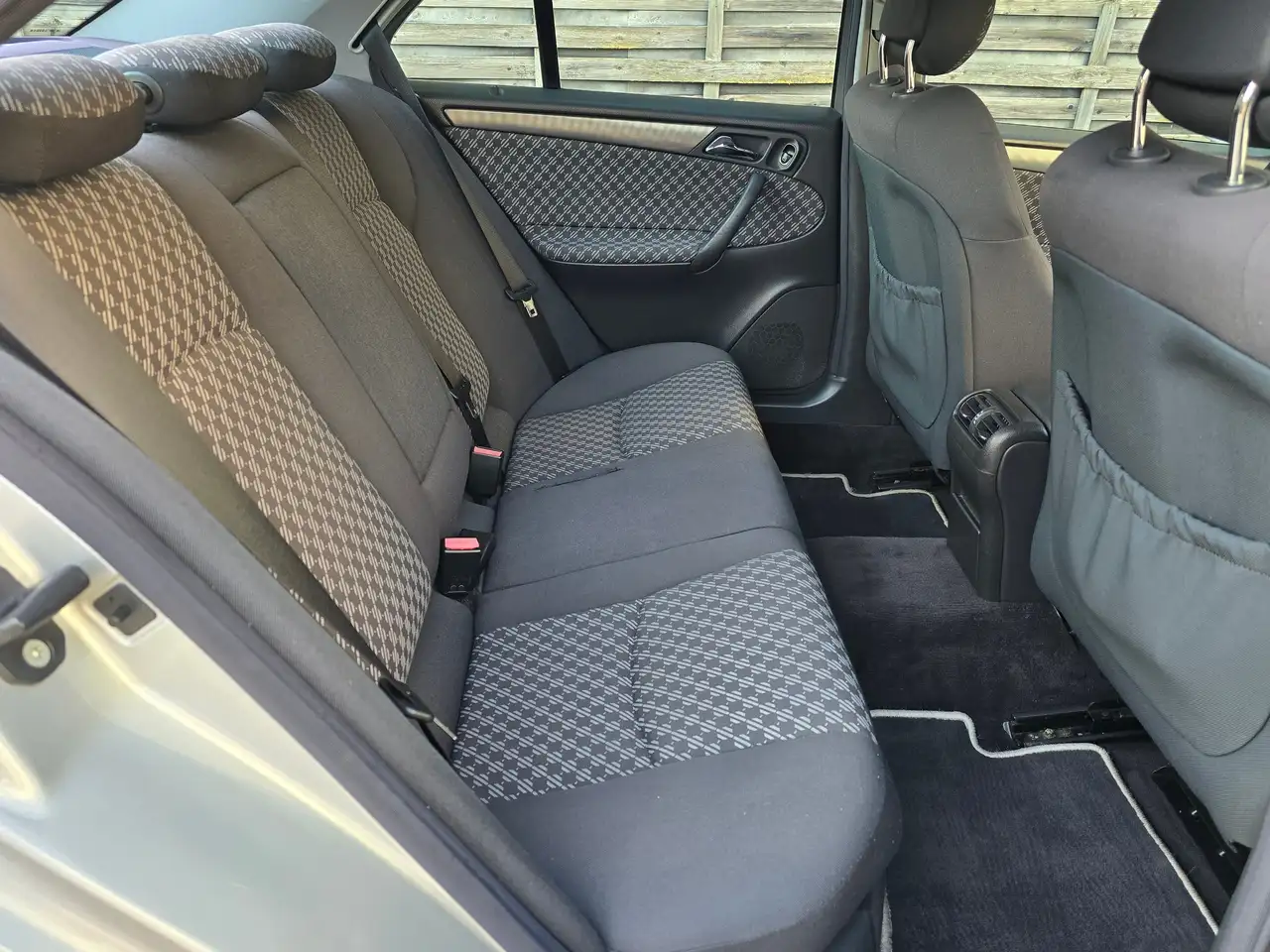 Mercedes-Benz C 220 Elegance CDI Top – Bild 21