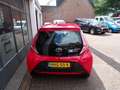 Toyota Aygo 1.0 VVT-i x-now AIRCO,LED, 2 EIGENAAR !! Rot - thumbnail 5