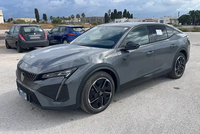 Peugeot 408 1.2 hybrid GT 145cv e-dsc6