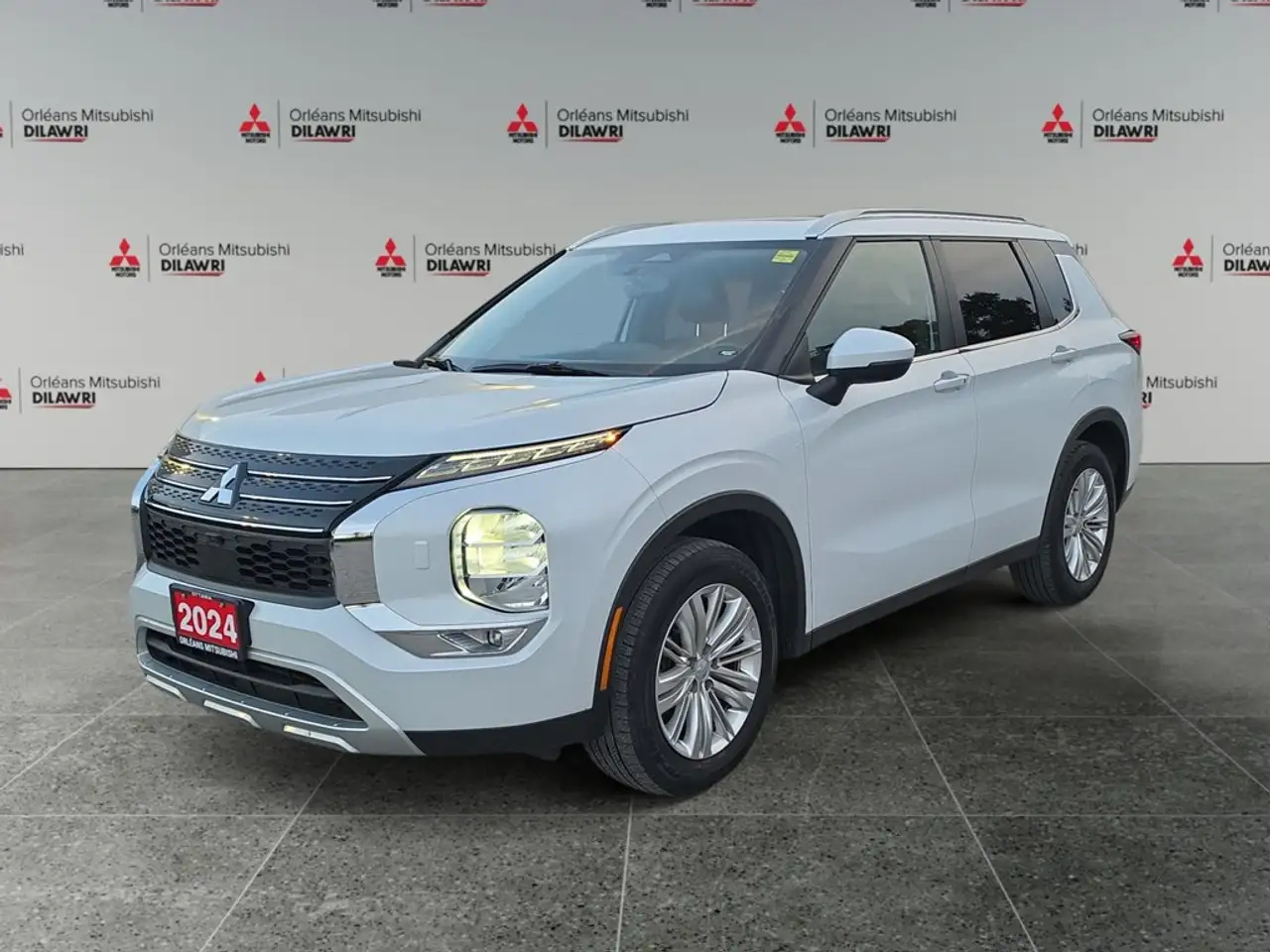 2024 Mitsubishi Outlander