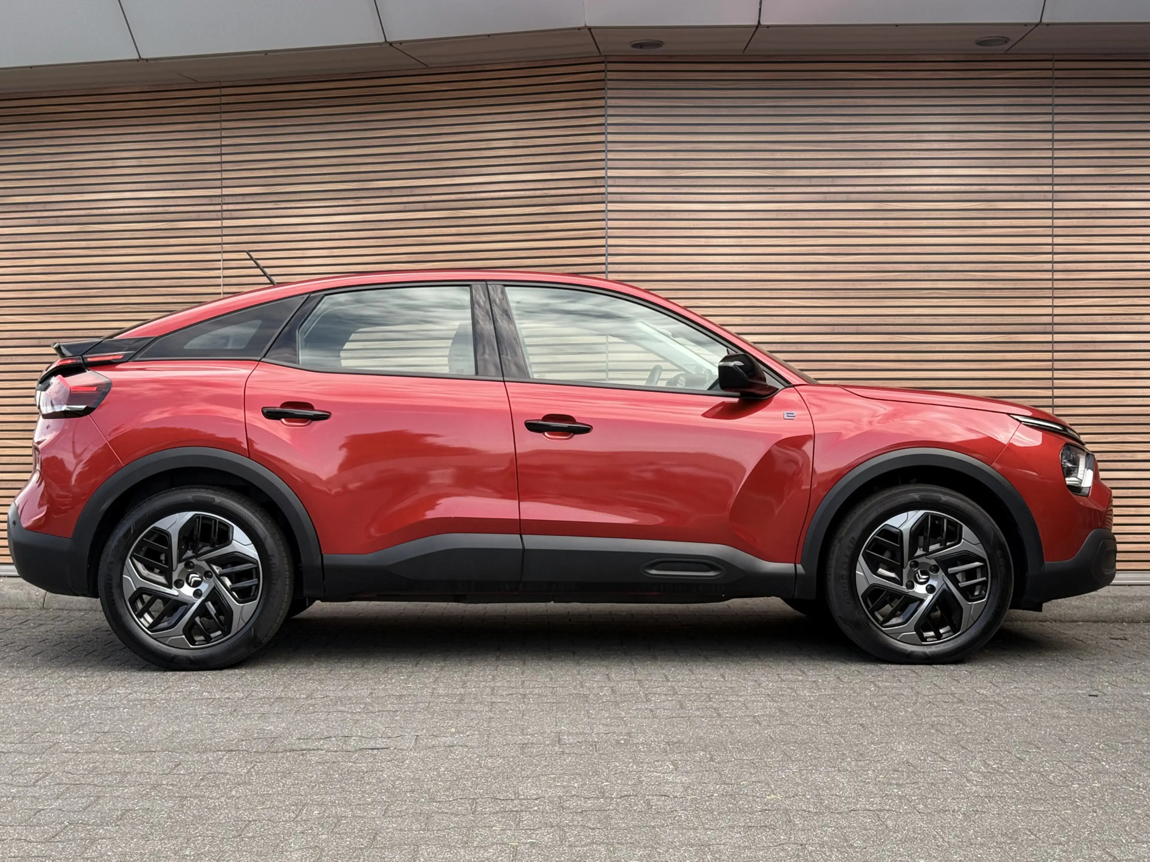 Citroen E-C4 Electric You 50 kWh Camera / Carplay / SOH 97% — photo 6