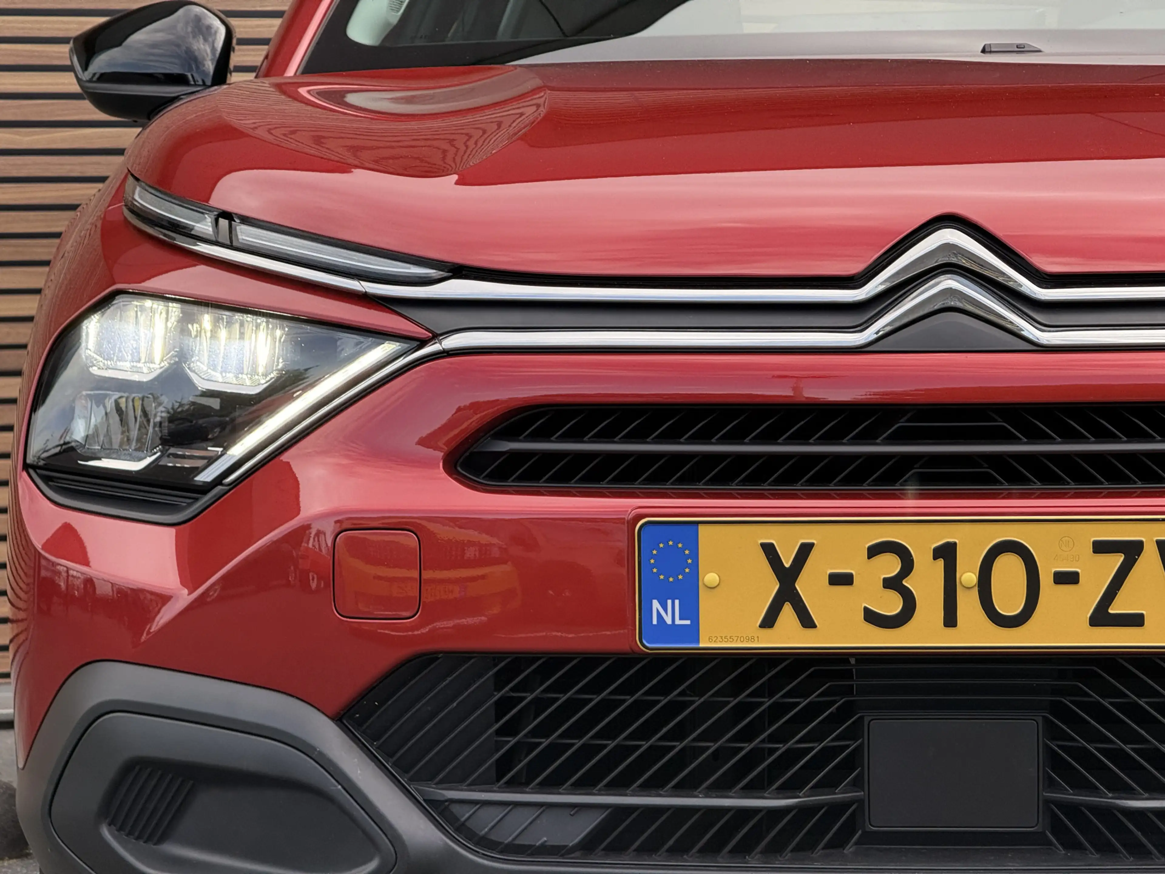 Citroen E-C4 Electric You 50 kWh Camera / Carplay / SOH 97% — photo 9