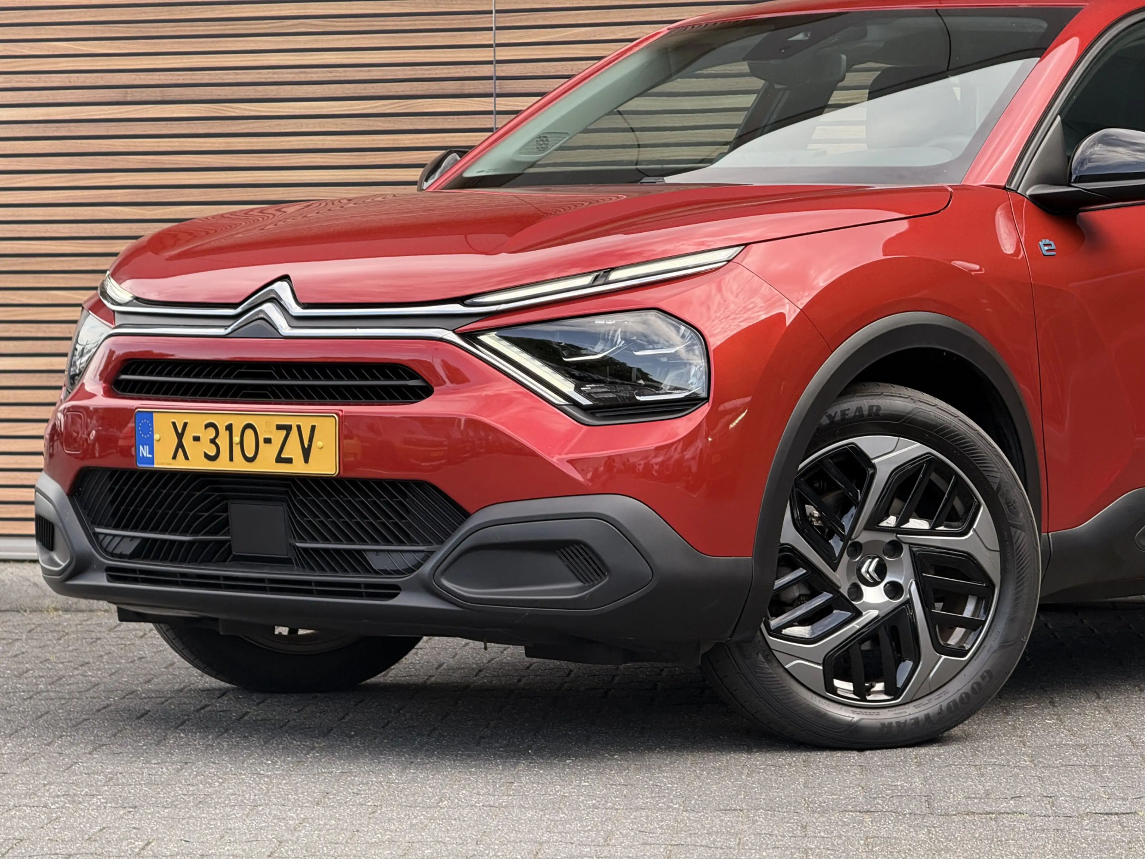 Citroen E-C4 Electric You 50 kWh Camera / Carplay / SOH 97% — photo 11