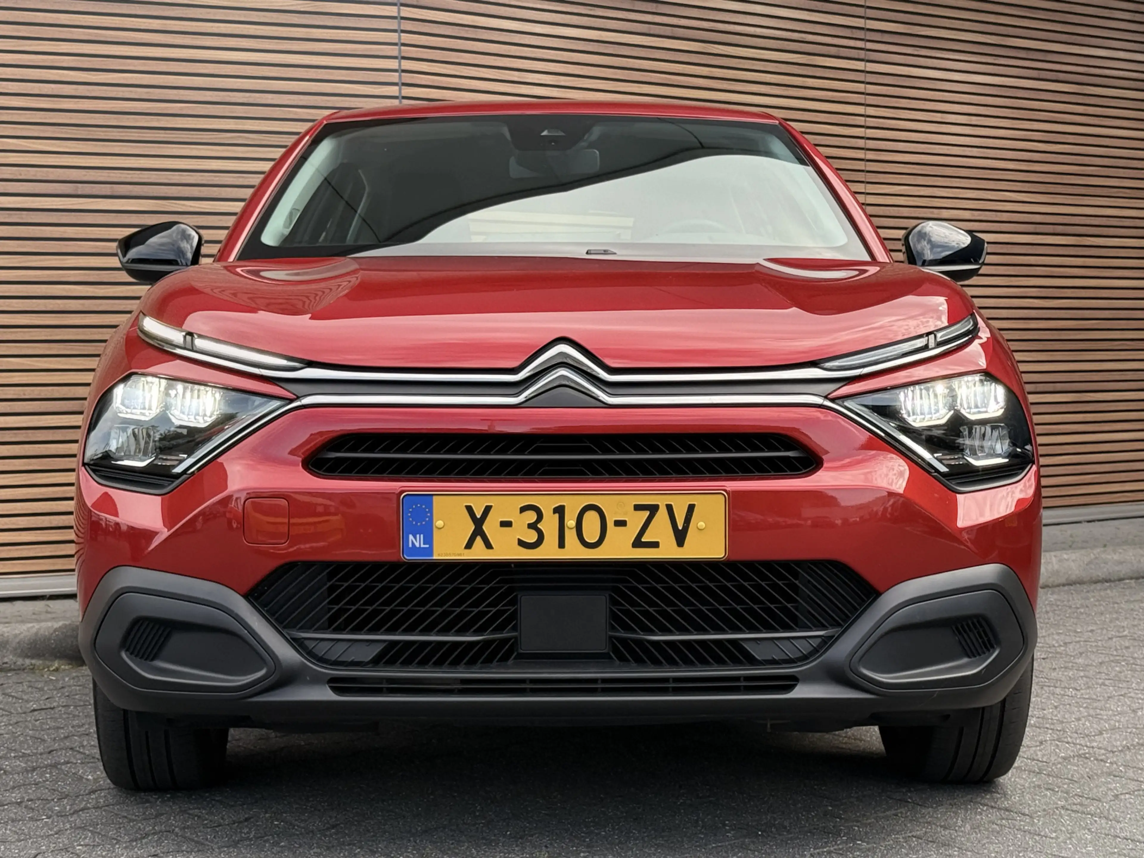 Citroen E-C4 Electric You 50 kWh Camera / Carplay / SOH 97% — photo 8