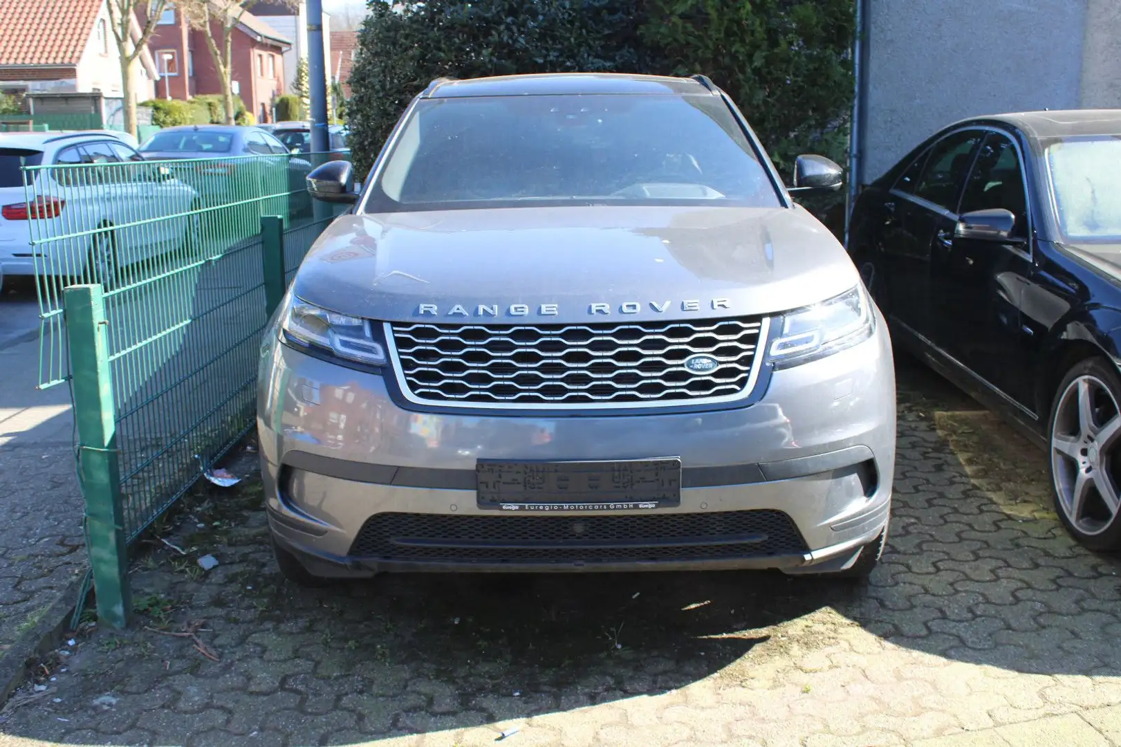 Land Rover Range Rover Velar 2.0d*MATRIX*VOLL*MOTORSCHADEN* Gris - 2