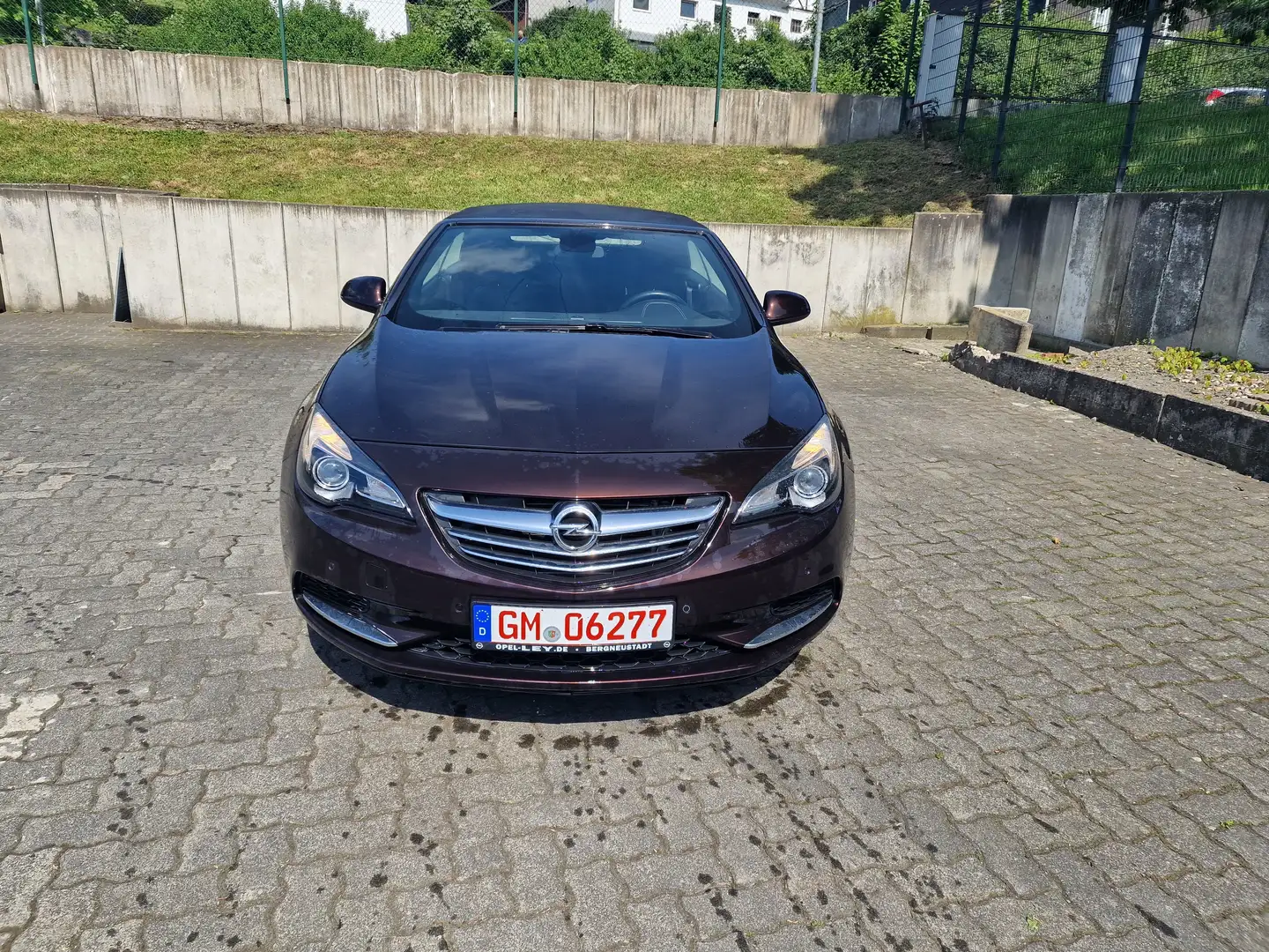 Opel Cascada Edition Bruin - 1