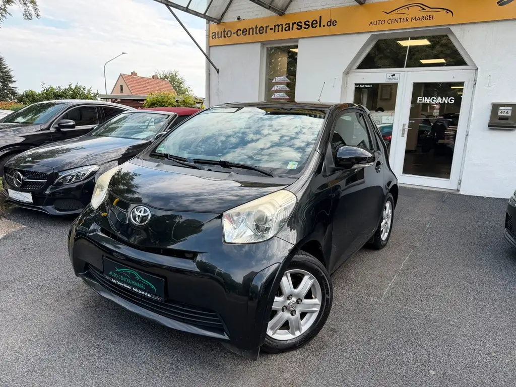 Toyota iQ 2009 из Европы — купить под ключ