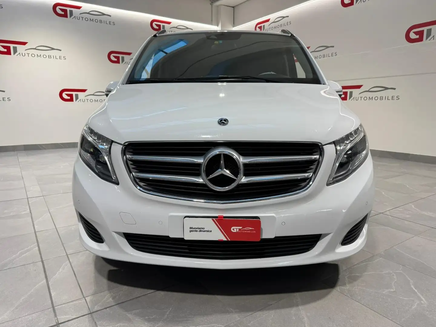 Mercedes-Benz V Classe V 220 d Premium L auto E6 GANCIO TRAINO Alb - 2
