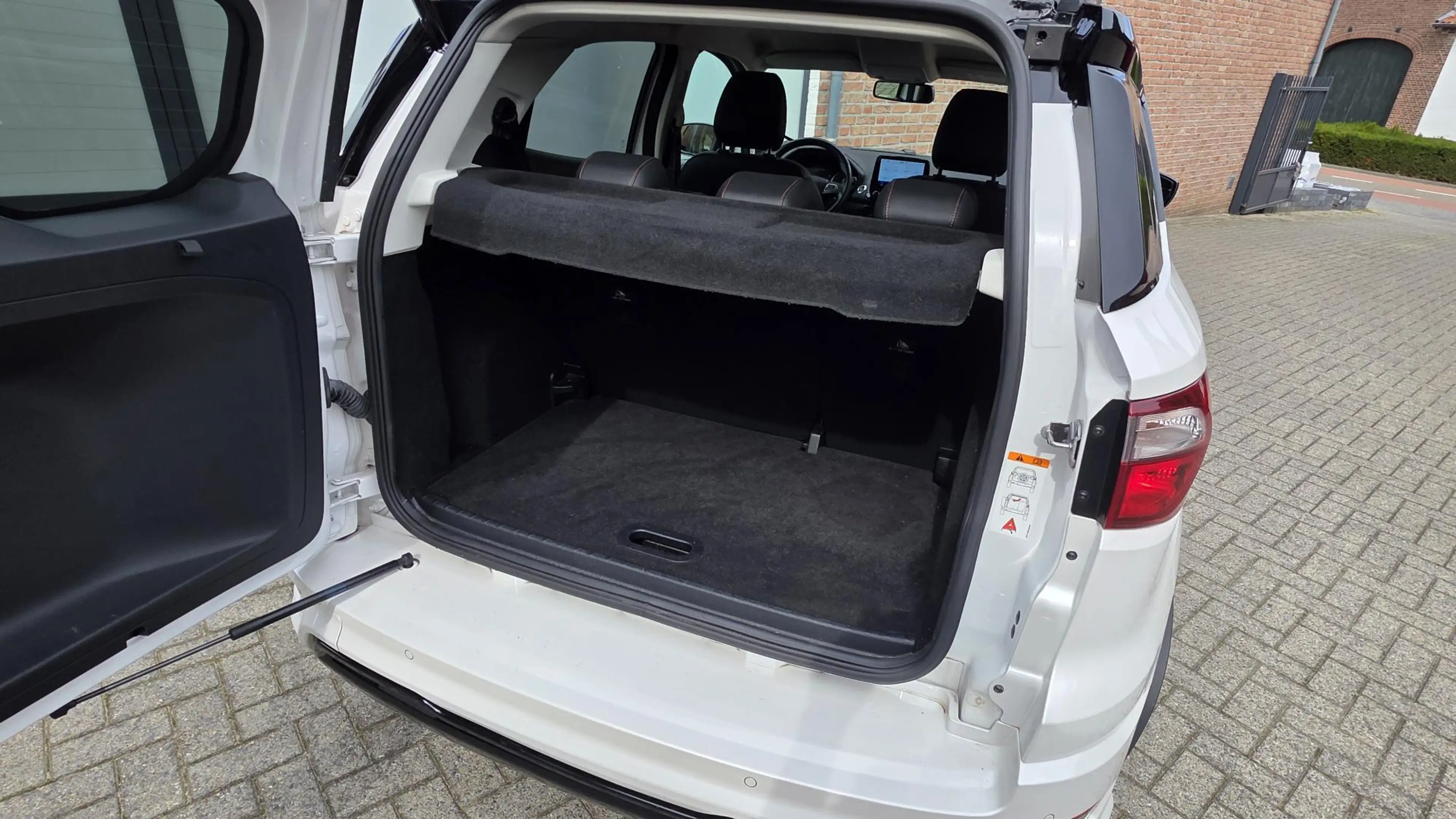 Ford EcoSport 1.0 EcoBoost ST-Line Black Navi, PDC, Camera, Bi-T — photo 29