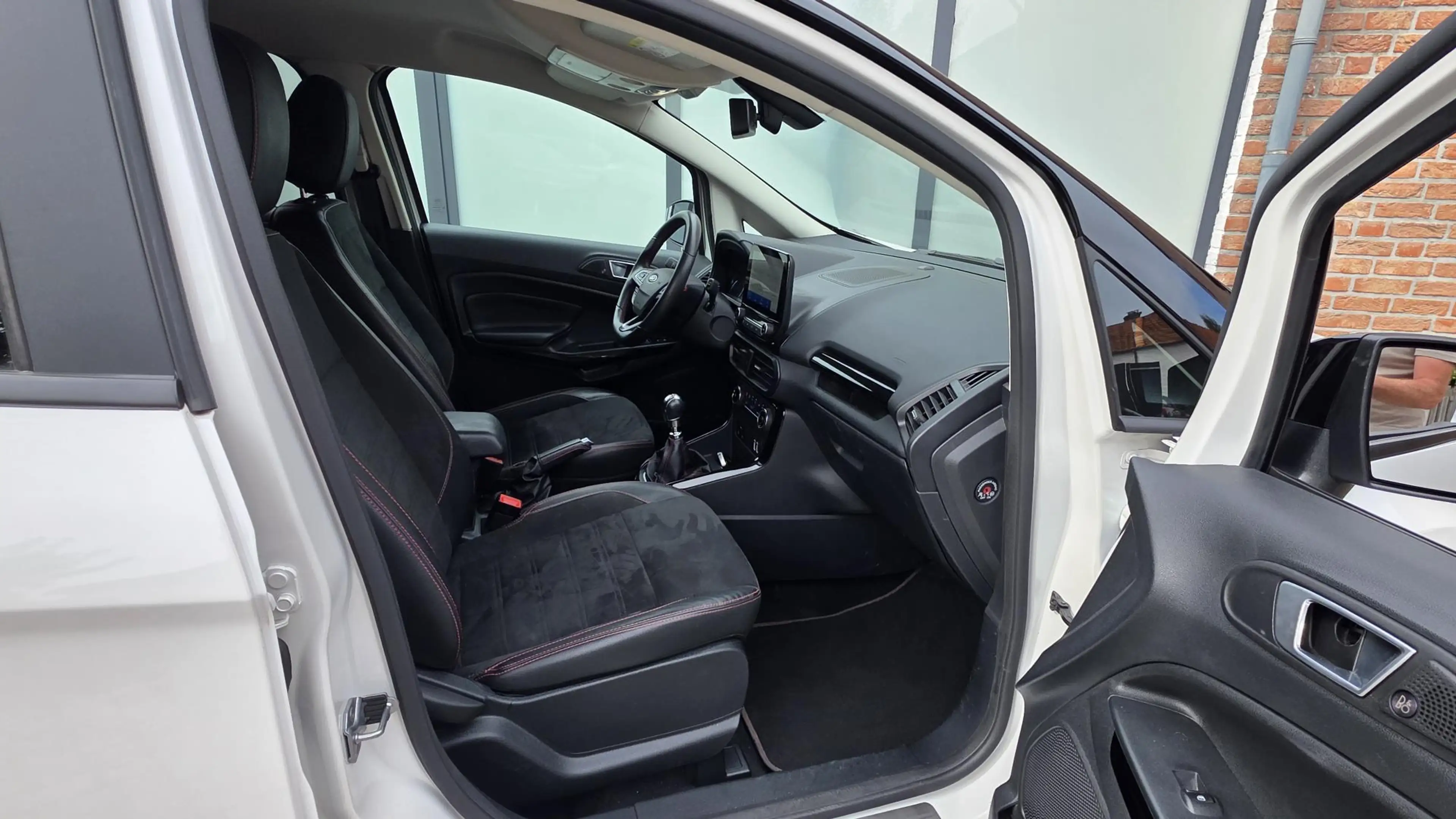 Ford EcoSport 1.0 EcoBoost ST-Line Black Navi, PDC, Camera, Bi-T — photo 25