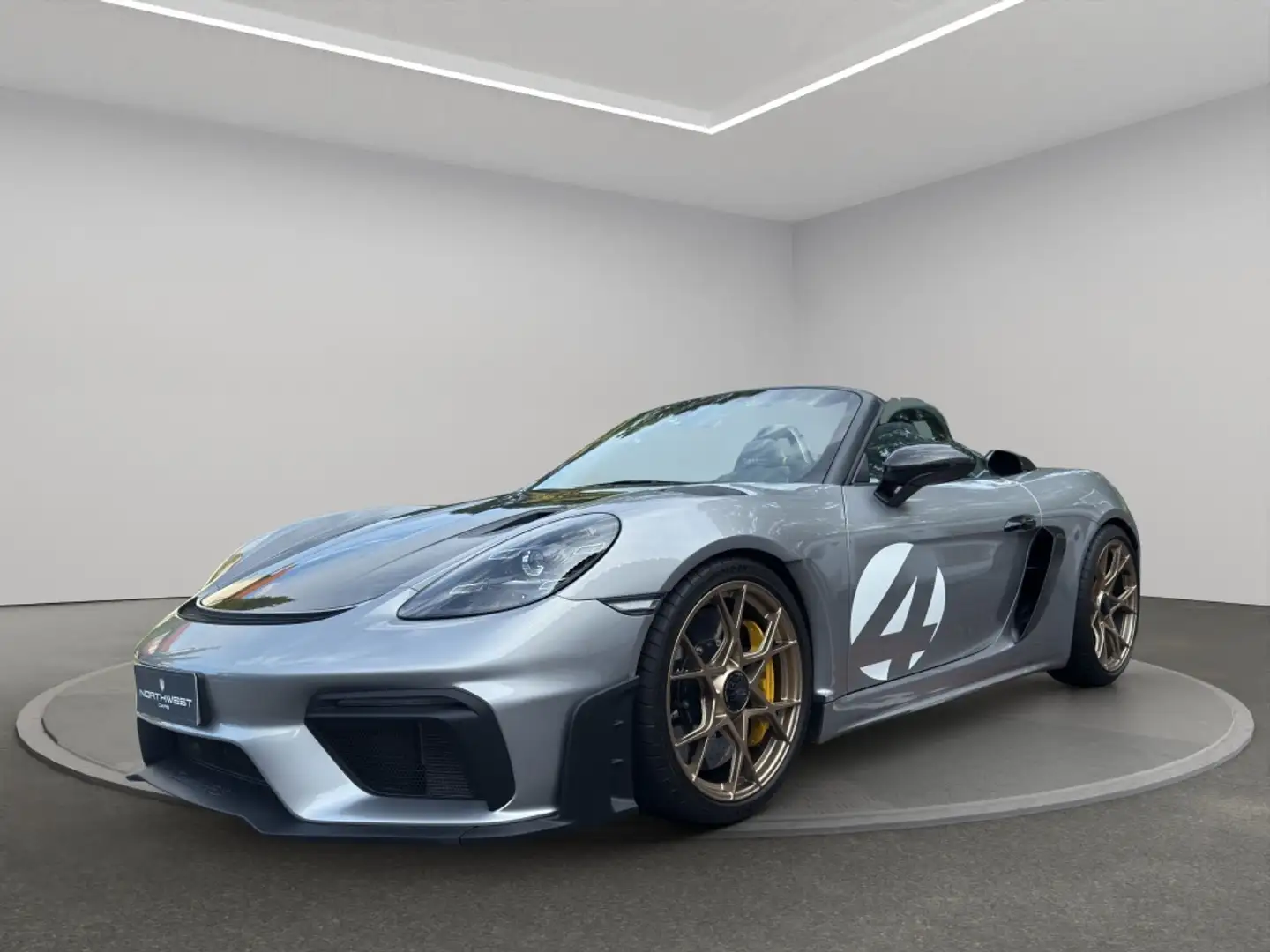 Porsche 718 Spyder RS PDK Plateado - 2