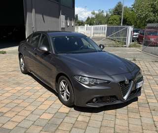 2.2 t Business 150cv auto