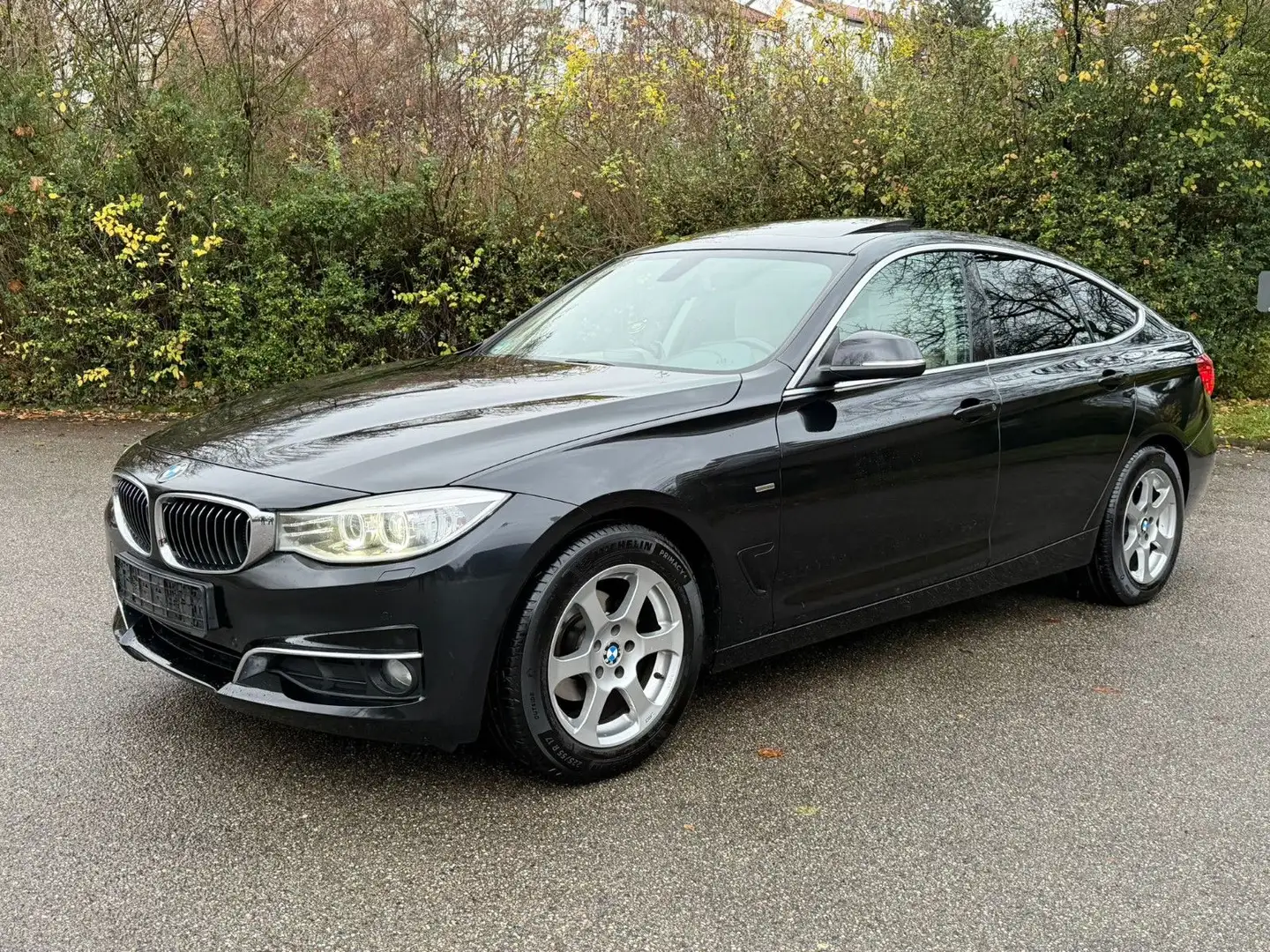 BMW 318 318 GT Sport Line Navi Leader Panorama Kamera Schwarz - 1