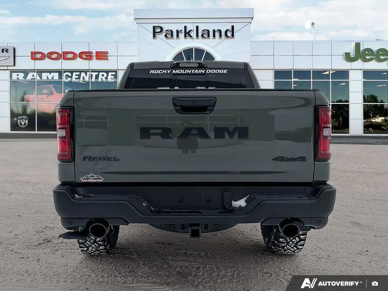 RAM 1500 снимка RAM 1500