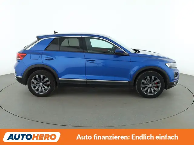 Volkswagen T-Roc view 7