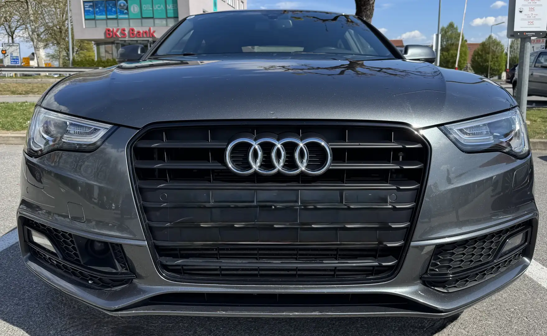 Audi A5 SB 3,0 TDI quattro Sport DPF S-tronic Grau - 1