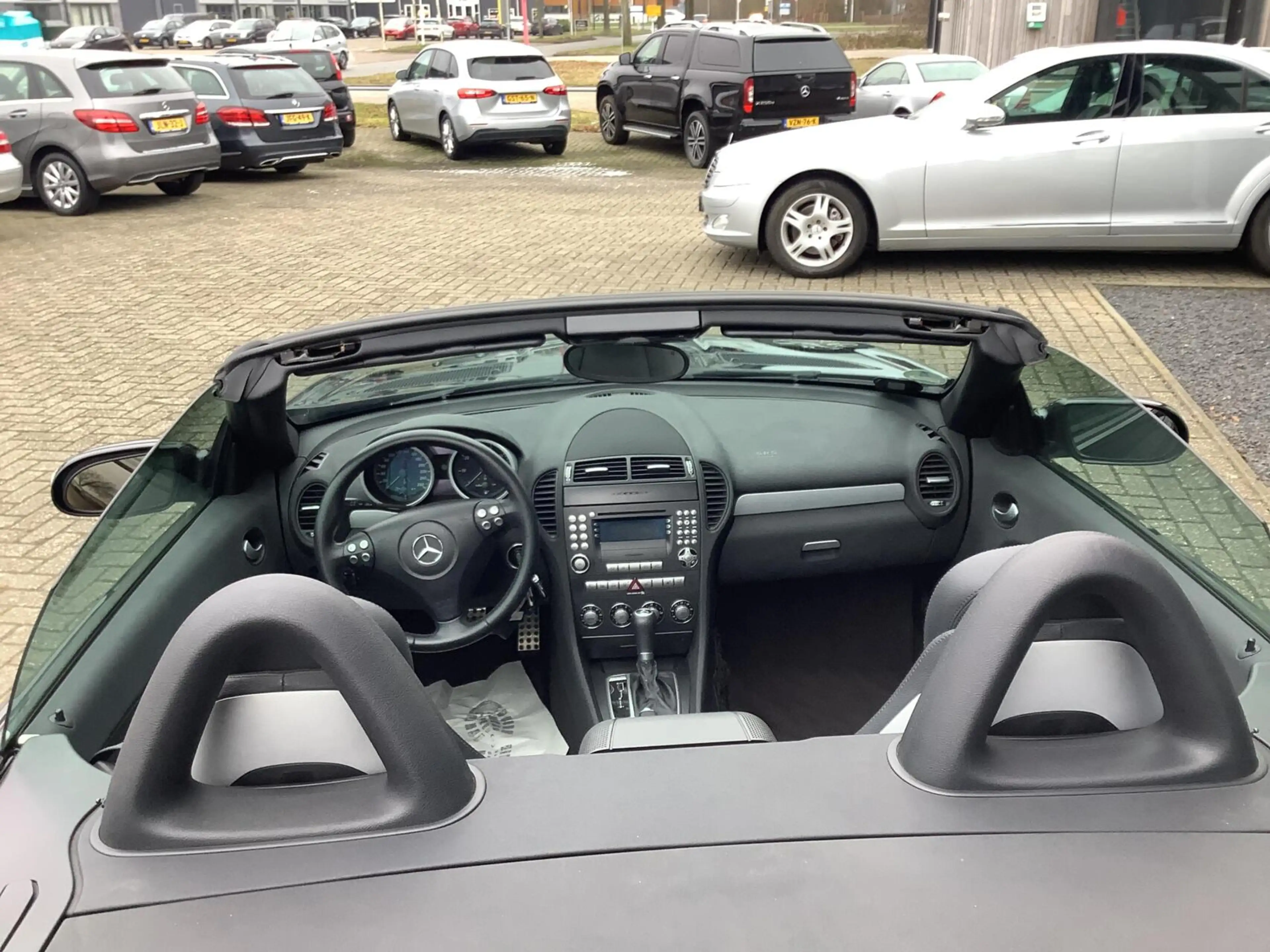 Mercedes-Benz SLK 200 K. Automaat, nekverwarming, xenon, lederen bekledi — photo 15