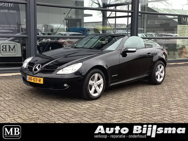 Mercedes-Benz SLK 200 K. Automaat, nekverwarming, xenon, lederen bekledi