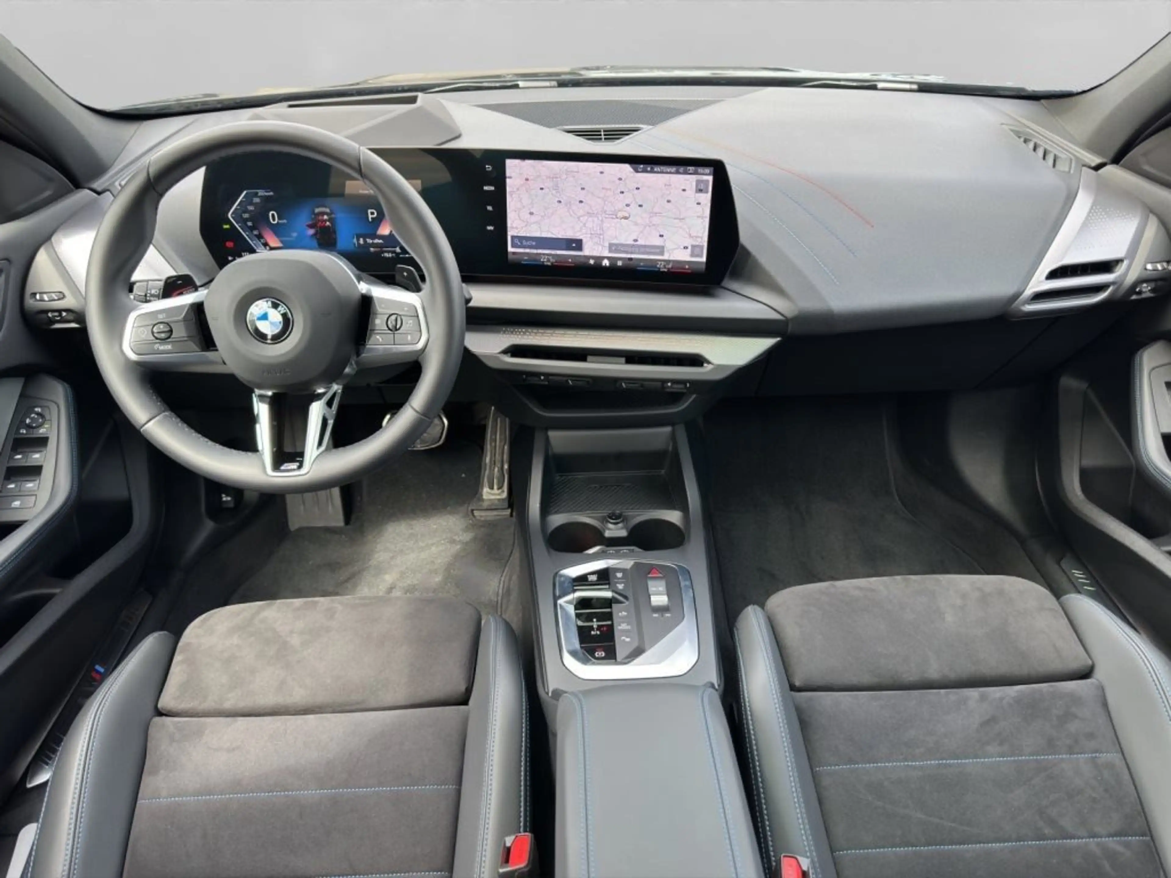 BMW 118 d Hatch M Sportpaket Pano Head-Up RFK 360° LED Shz — photo 9