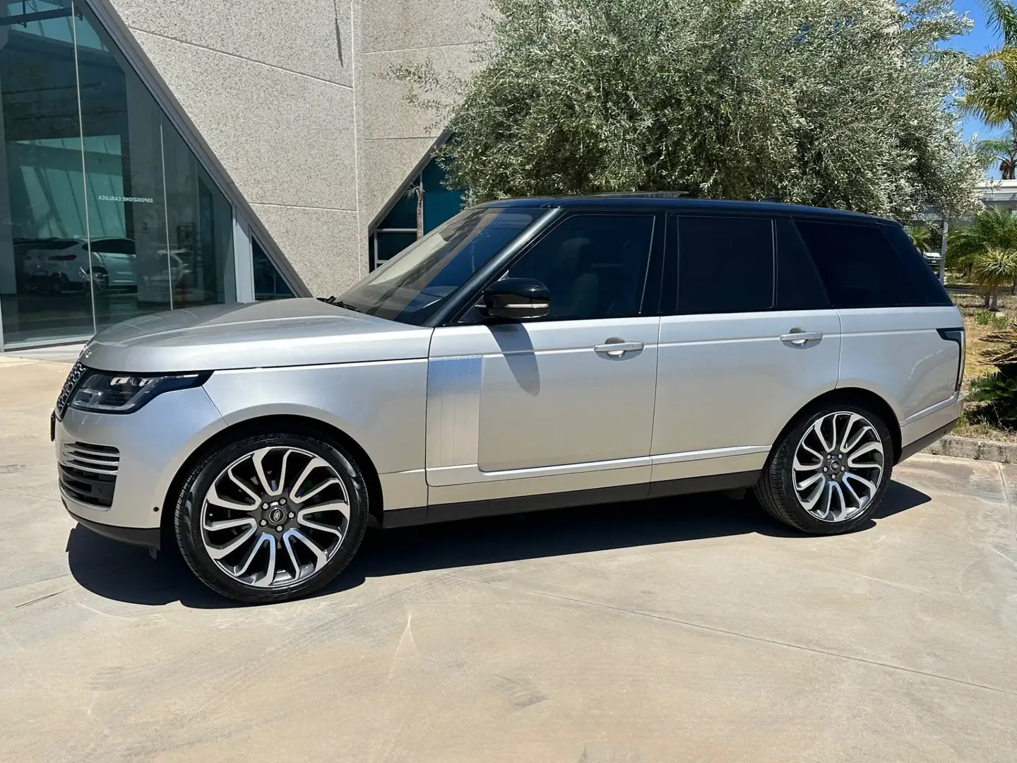 Land Rover Range Rover Range Rover 3.0 sdV6 Vogue auto my19 Argento - 2
