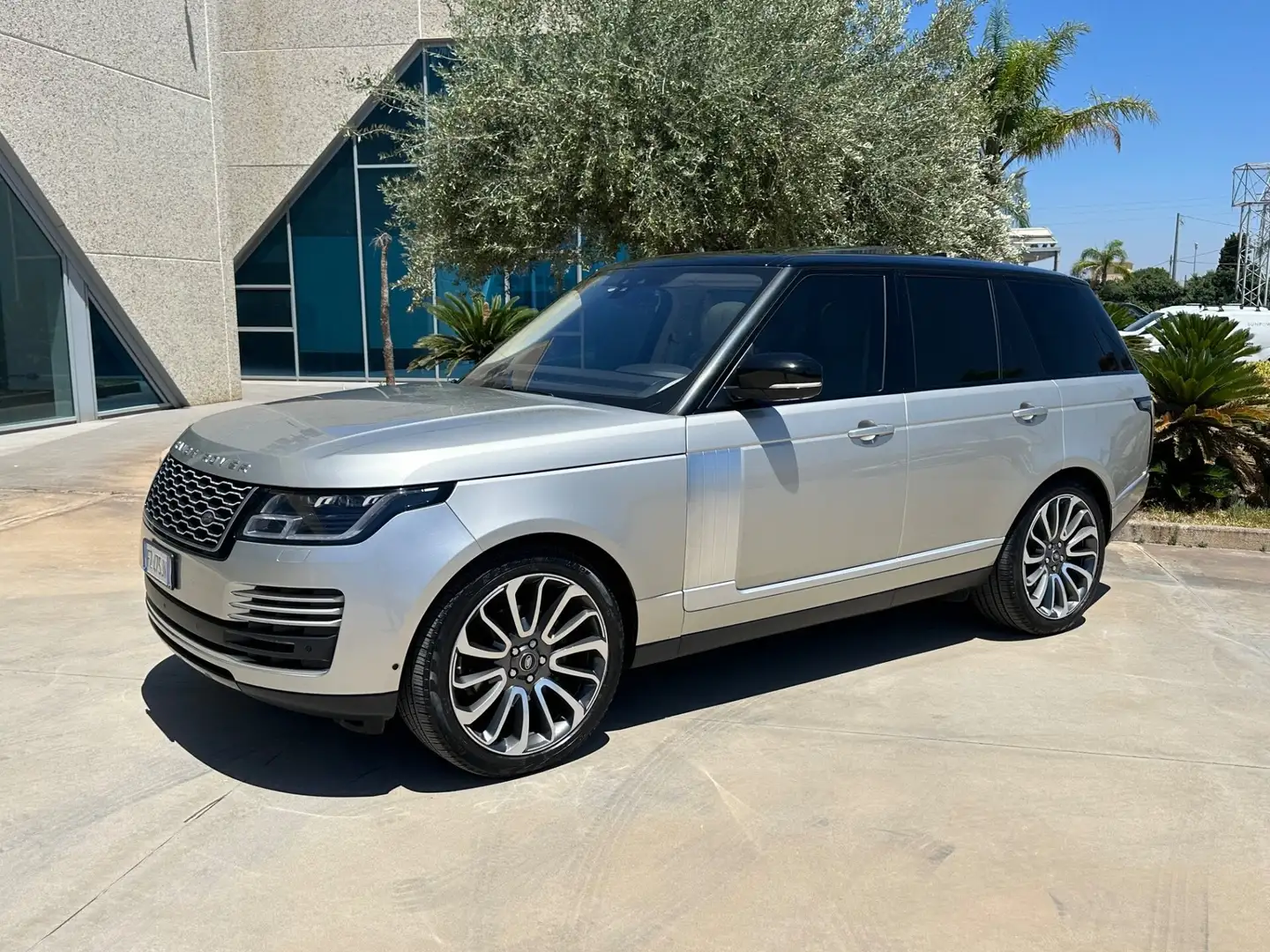Land Rover Range Rover Range Rover 3.0 sdV6 Vogue auto my19 Argento - 1