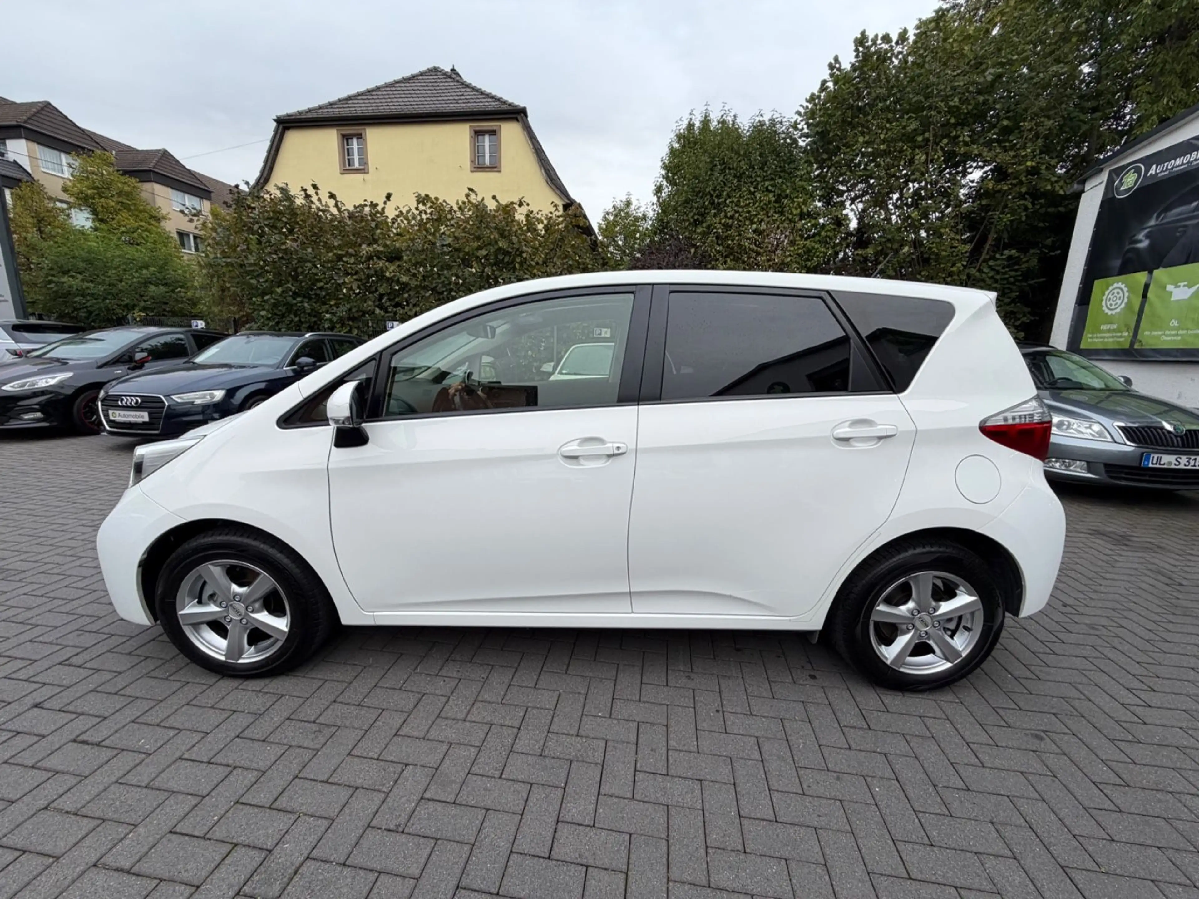 Toyota Verso-S Life*NAVI*KAM*KLIMA*AUTO*PANO*1.HAND — photo 9