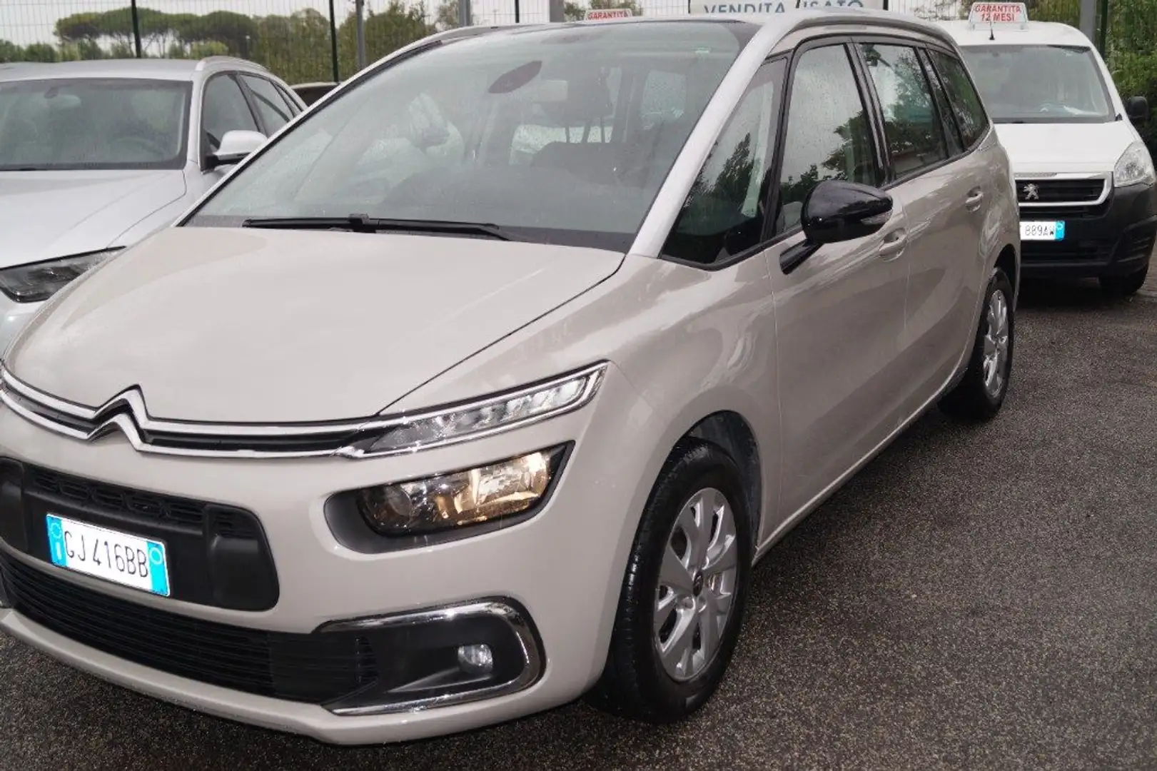 Citroen Grand C4 SpaceTourer BlueHDi 130 S&S EAT8 Shine Beige - 2