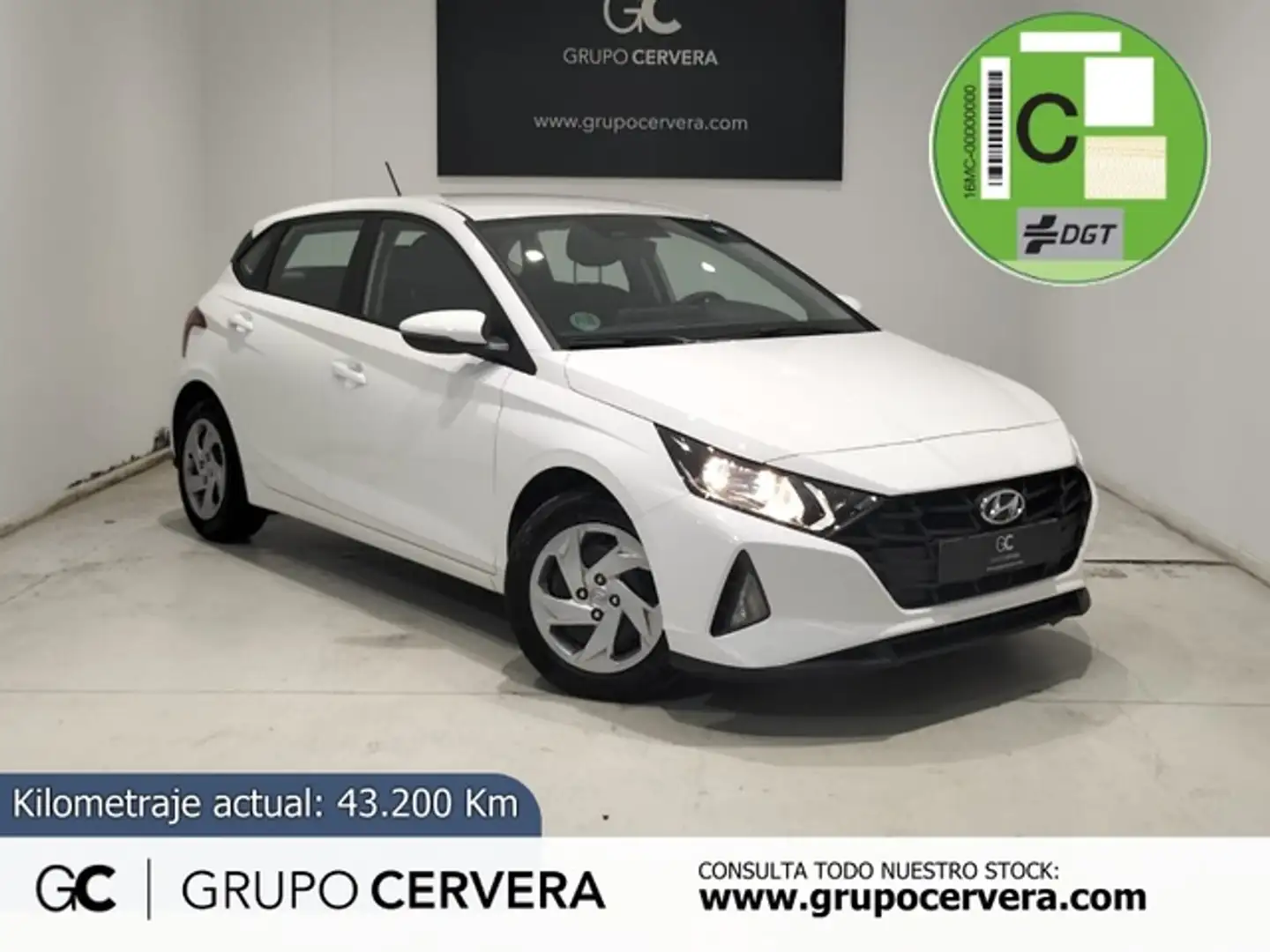 Hyundai i20 1.2 MPI Essence Blanc - 1