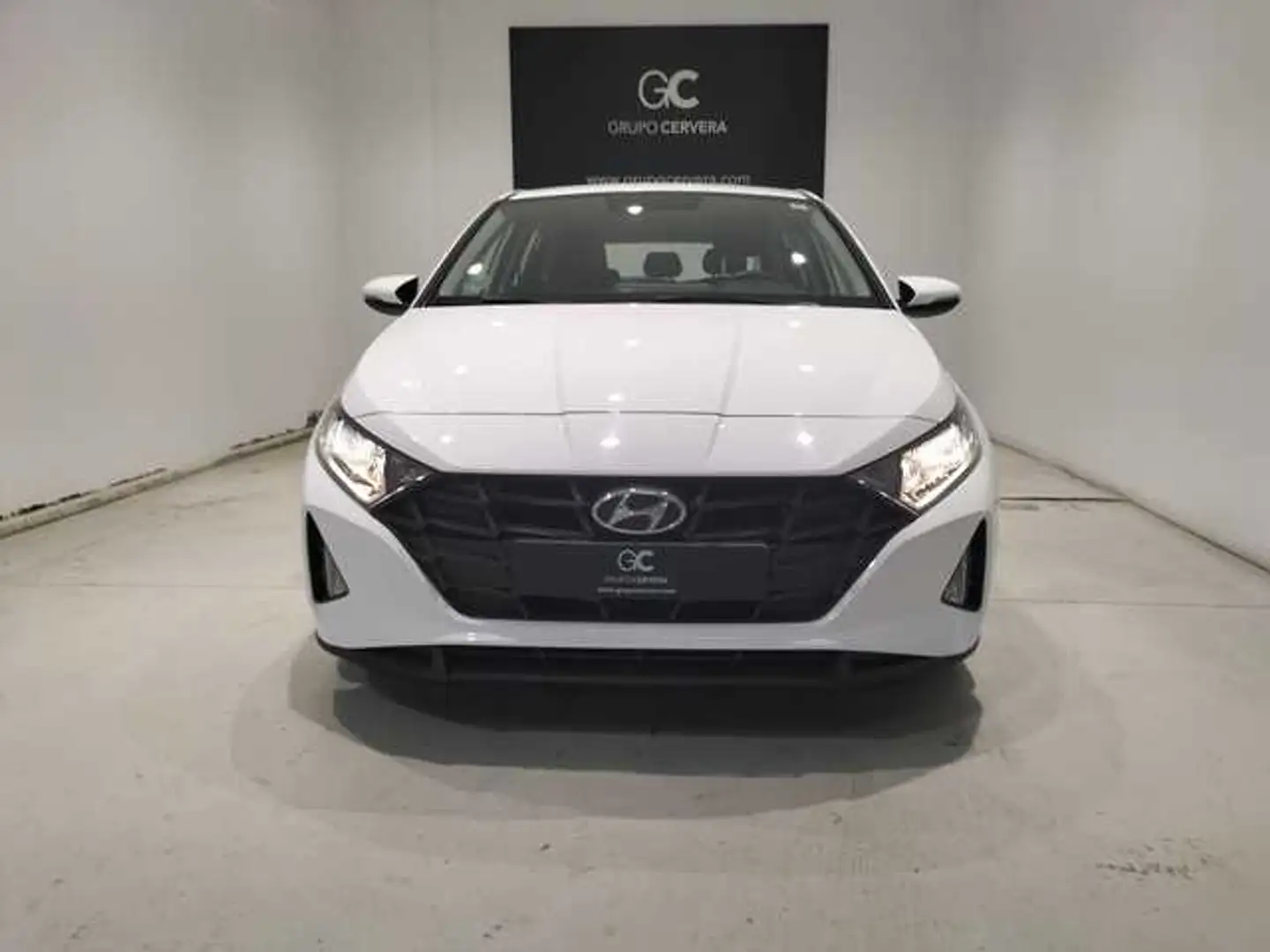 Hyundai i20 1.2 MPI Essence Blanc - 2