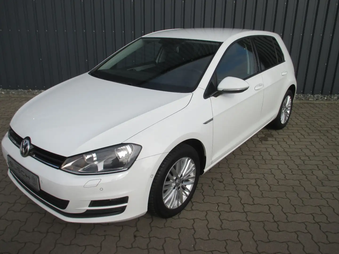 Volkswagen Golf VII Lim. Cup TSI 1,2l 63kw, 5 Gang, Bianco - 1