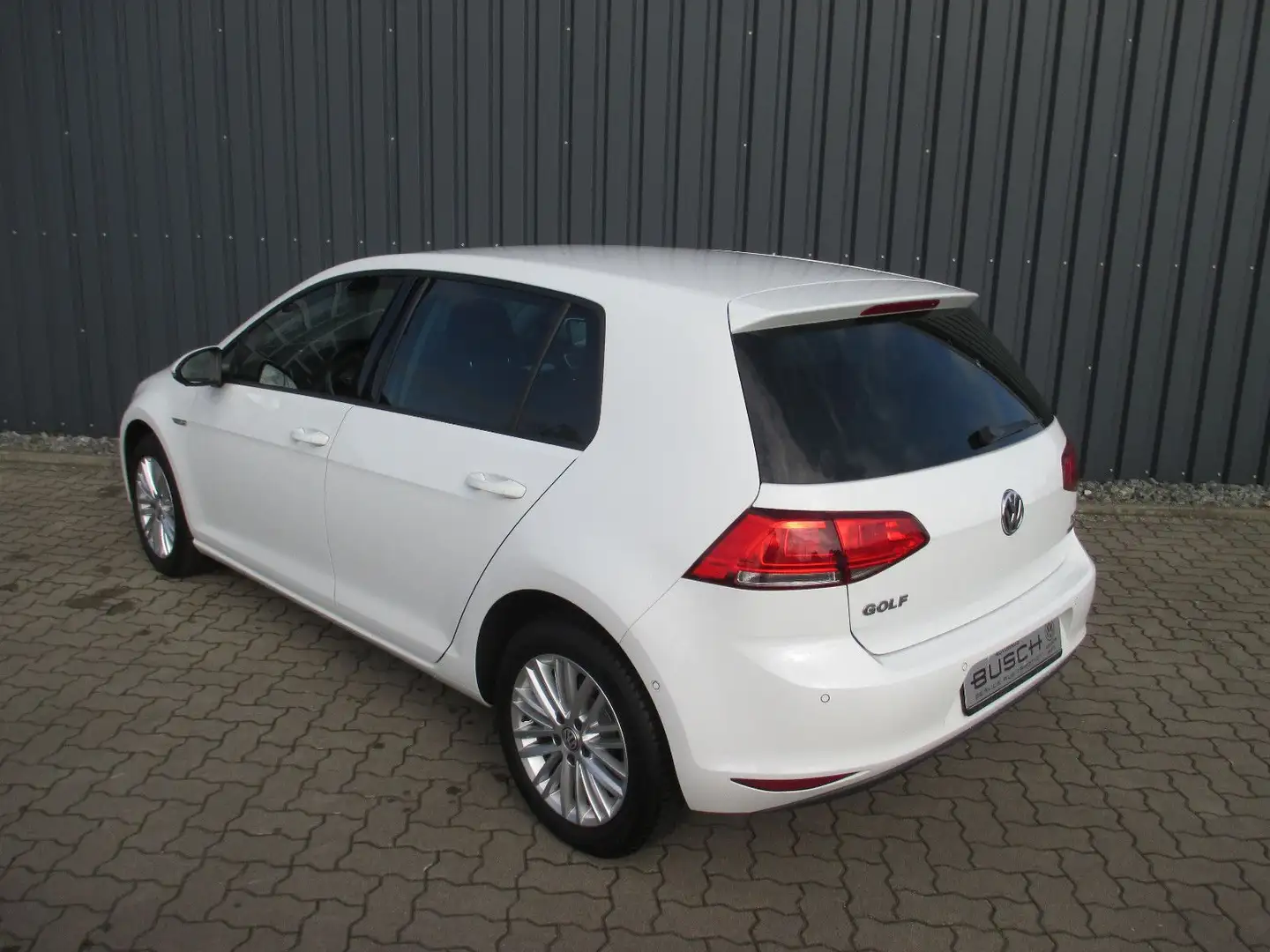 Volkswagen Golf VII Lim. Cup TSI 1,2l 63kw, 5 Gang, Bianco - 2